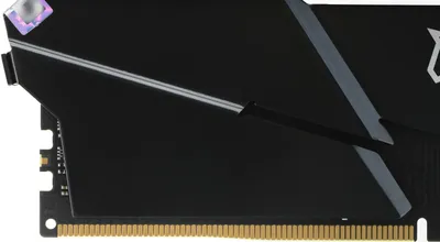 Оперативная память Netac NTSRD4P32SP-16E, DDR4, 16ГБ, 3200МГц, CL16, RGB