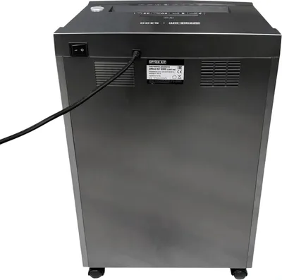 OK0805S300  Шредер Office Kit S300 0,8x5 черный (секр.P-7) фрагменты 8лист.  33лтр. пл.карты CD