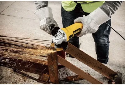 УШМ DeWalt DWE4117-QS, 950 Вт, 125 мм, 12000 об/мин
